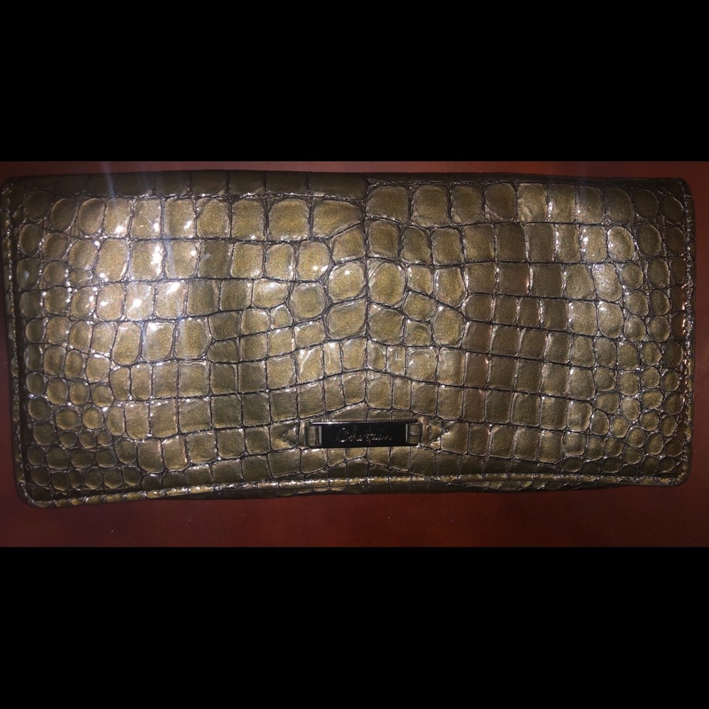 Cole haan clutch